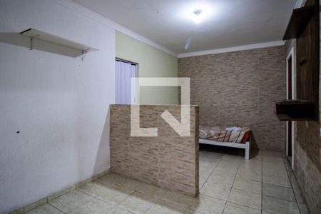 Sala  de casa para alugar com 1 quarto, 32m² em Campo Limpo, São Paulo