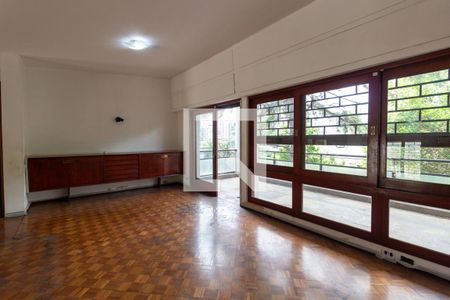 Sala de casa para alugar com 5 quartos, 259m² em Pacaembu, São Paulo