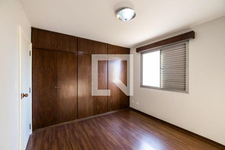 Quarto 1 de apartamento à venda com 4 quartos, 200m² em Aclimação, São Paulo