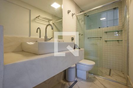 Suíte - Banheiro de apartamento para alugar com 2 quartos, 60m² em Cerqueira César, São Paulo