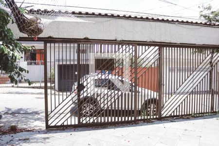 Casa à venda com 142m², 3 quartos e 3 vagas Casa à venda com 142m², 3 quartos e 3 vagasGaragem