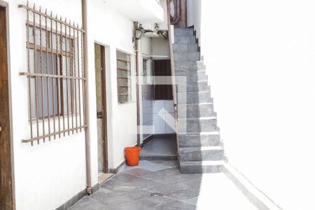 Casa à venda com 142m², 3 quartos e 3 vagas Casa à venda com 142m², 3 quartos e 3 vagasEntrada