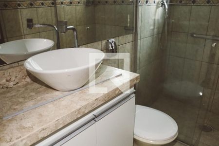 Casa à venda com 142m², 3 quartos e 3 vagas Casa à venda com 142m², 3 quartos e 3 vagasBanheiro