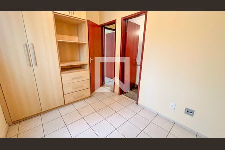 Quarto 1 de apartamento à venda com 4 quartos, 69m² em Sagrada Família, Belo Horizonte