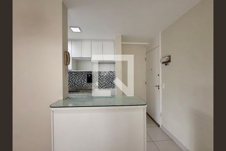 Sala de apartamento para alugar com 3 quartos, 53m² em Vargem Pequena, Rio de Janeiro