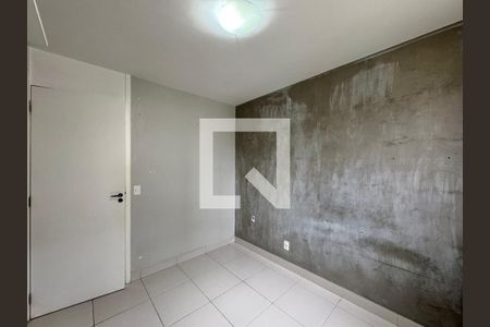 Quarto 1 de apartamento para alugar com 3 quartos, 53m² em Vargem Pequena, Rio de Janeiro