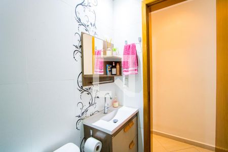 Apartamento à venda com 70m², 2 quartos e 1 vaga Apartamento à venda com 70m², 2 quartos e 1 vagaBanheiro social