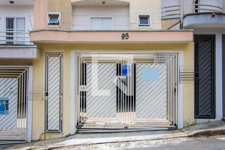 Apartamento à venda com 70m², 2 quartos e 1 vaga Apartamento à venda com 70m², 2 quartos e 1 vagaFachada