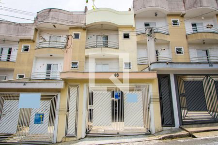 Apartamento à venda com 70m², 2 quartos e 1 vaga Apartamento à venda com 70m², 2 quartos e 1 vagaFachada