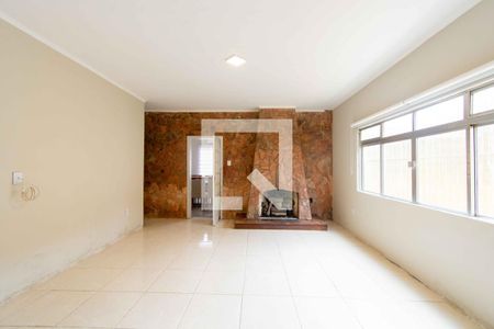 Sala de casa à venda com 3 quartos, 310m² em Rio Branco, Canoas