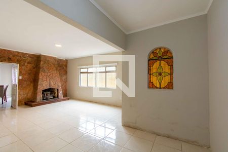 Sala de casa à venda com 3 quartos, 310m² em Rio Branco, Canoas