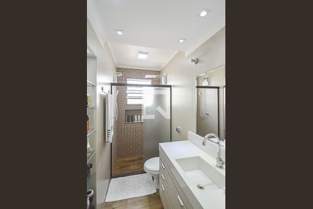 Banheiro da Suíte de casa à venda com 3 quartos, 300m² em Vila Dourados, São Bernardo do Campo