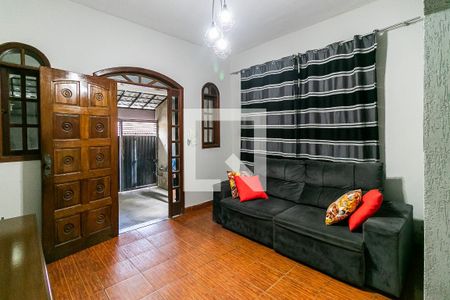 Sala de casa à venda com 3 quartos, 110m² em Oitis, Contagem