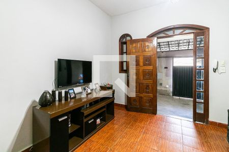 Sala de casa à venda com 3 quartos, 110m² em Oitis, Contagem