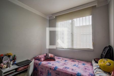 Quarto 2 de apartamento à venda com 2 quartos, 38m² em Vila Tibiriçá, Santo André