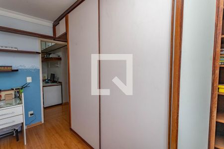Apartamento à venda com 96m², 3 quartos e 2 vagas Apartamento à venda com 96m², 3 quartos e 2 vagasQuarto 3