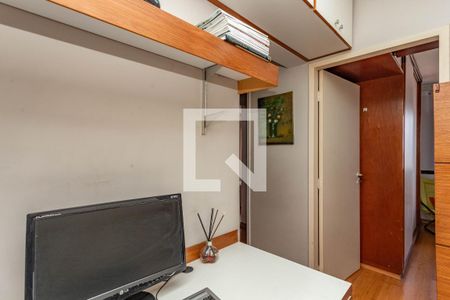 Apartamento à venda com 96m², 3 quartos e 2 vagas Apartamento à venda com 96m², 3 quartos e 2 vagasEscritório