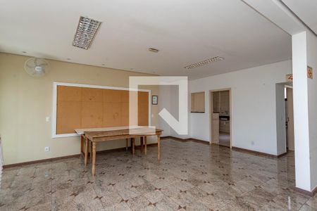 Apartamento à venda com 96m², 3 quartos e 2 vagas Apartamento à venda com 96m², 3 quartos e 2 vagasÁrea comum - Salão de festas