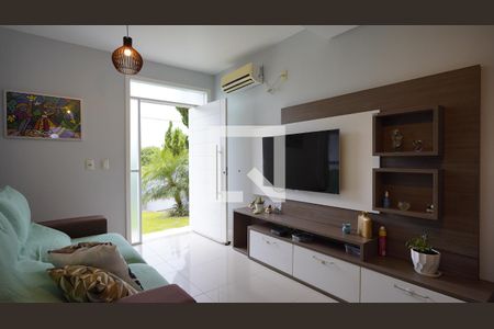 Sala de casa para alugar com 3 quartos, 87m² em Campeche Central, Florianópolis