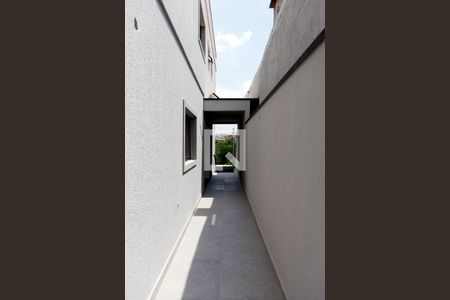 Casa à venda com 189m², 3 quartos e 7 vagas Casa à venda com 189m², 3 quartos e 7 vagasCorredor