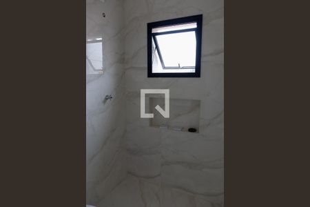 Casa à venda com 189m², 3 quartos e 7 vagas Casa à venda com 189m², 3 quartos e 7 vagasBanheiro da Suíte 2