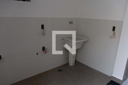 Casa à venda com 189m², 3 quartos e 7 vagas Casa à venda com 189m², 3 quartos e 7 vagasLavanderia