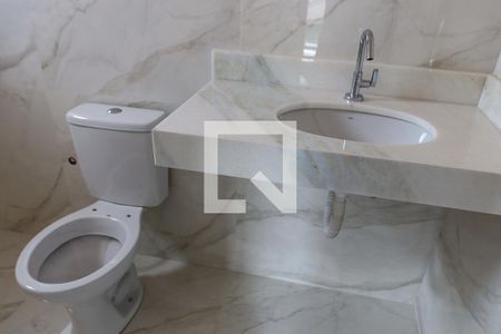 Casa à venda com 189m², 3 quartos e 7 vagas Casa à venda com 189m², 3 quartos e 7 vagasBanheiro da Suíte 3