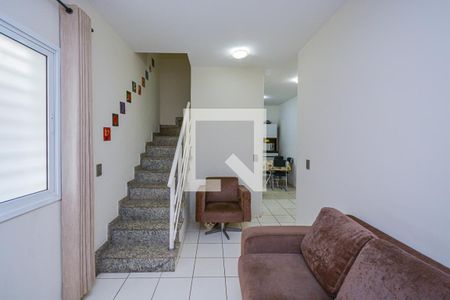 Sala de casa à venda com 3 quartos, 76m² em Vila Campo Grande, São Paulo