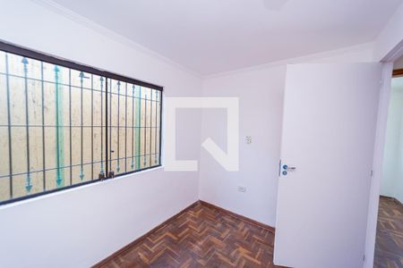 Quarto 1 de casa para alugar com 2 quartos, 60m² em Parque Cisper, São Paulo