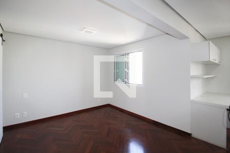 Suíte  de apartamento à venda com 2 quartos, 101m² em Planalto Paulista, São Paulo