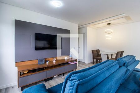 Sala de TV de apartamento à venda com 2 quartos, 69m² em Alphaville, Barueri