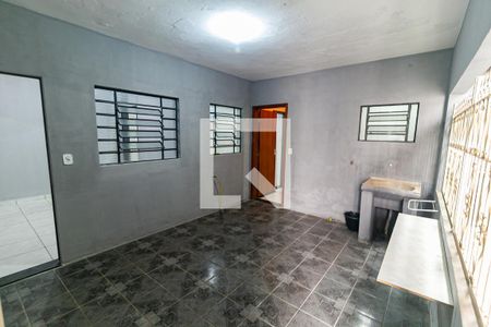 Area de serviço e entrada  de casa para alugar com 2 quartos, 60m² em Jardim Morada do Sol, Indaiatuba