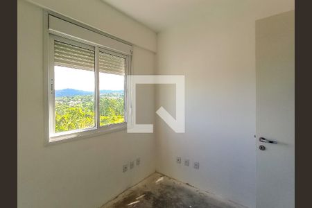 Quarto  de apartamento para alugar com 2 quartos, 70m² em Cavalhada, Porto Alegre