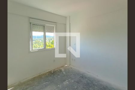 Quarto  de apartamento para alugar com 2 quartos, 70m² em Cavalhada, Porto Alegre