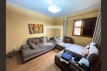 Sala de casa à venda com 3 quartos, 360m² em Jardim Riacho das Pedras, Contagem