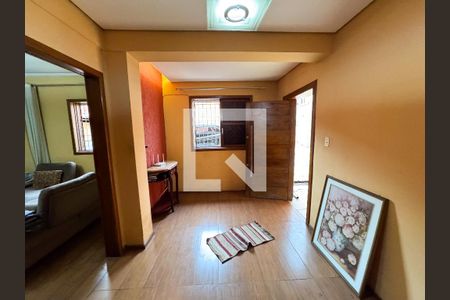 Sala de casa à venda com 3 quartos, 360m² em Jardim Riacho das Pedras, Contagem