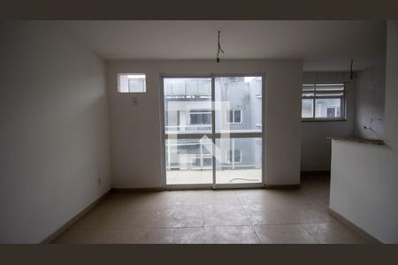 Sala de apartamento para alugar com 2 quartos, 60m² em Vargem Grande, Rio de Janeiro