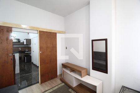 Sala de apartamento para alugar com 2 quartos, 60m² em Centro, Uberlândia