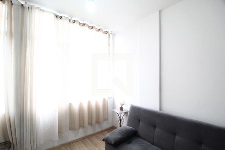 Sala de apartamento para alugar com 2 quartos, 60m² em Centro, Uberlândia