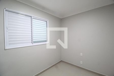 Quarto 2 de apartamento para alugar com 3 quartos, 94m² em Jardim Botânico, Uberlândia