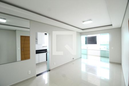 Sala de apartamento para alugar com 3 quartos, 94m² em Jardim Botânico, Uberlândia