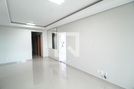 Sala de apartamento para alugar com 3 quartos, 94m² em Jardim Botânico, Uberlândia