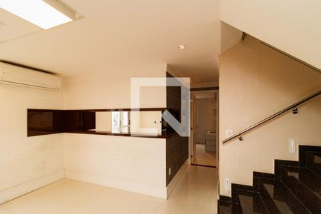 Sala de apartamento à venda com 3 quartos, 116m² em Vila Mazzei, São Paulo