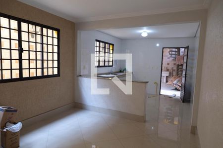 Sala 2 de casa para alugar com 3 quartos, 140m² em Parque Continental I, Guarulhos