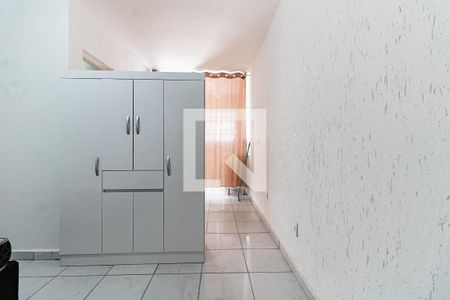 Quarto de casa para alugar com 1 quarto, 25m² em Vila Gumercindo, São Paulo