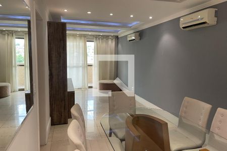 Sala de apartamento para alugar com 3 quartos, 109m² em Jardim Vinte E Cinco de Agosto, Duque de Caxias