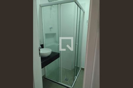 Banheiro de kitnet/studio para alugar com 1 quarto, 26m² em Consolação, São Paulo