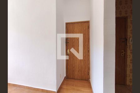 Entrada de apartamento para alugar com 1 quarto, 50m² em Engenho Novo, Rio de Janeiro