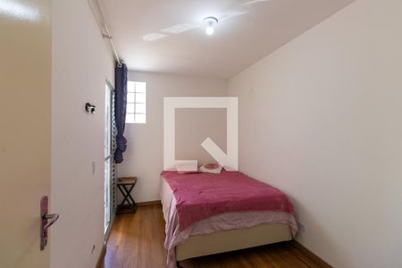 Quarto 2 de casa de condomínio para alugar com 2 quartos, 148m² em Caiapia, Cotia