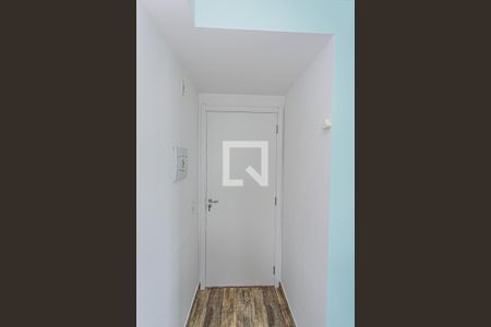 Sala de apartamento para alugar com 2 quartos, 40m² em Vila Zat, São Paulo